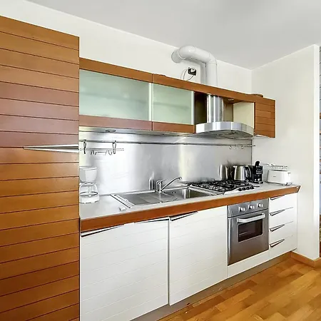 Apartment La Piazza