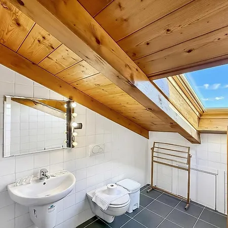 La Piazza Apartment *